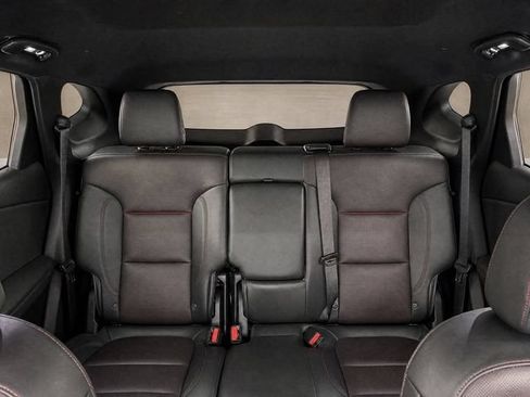 Used 2021 Chevrolet Blazer RS w/ Enhanced Convenience Package FWD image 17