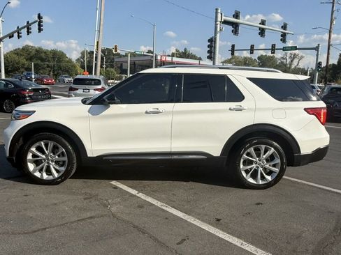 Used 2021 Ford Explorer Platinum w/ Equipment Group 601A AWD/4WD image 9