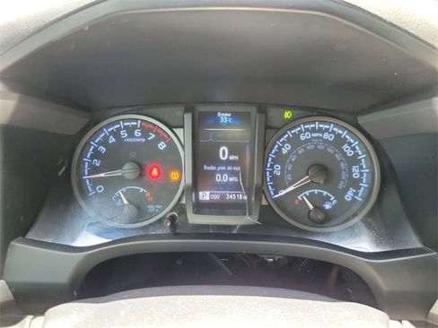 Used 2023 Toyota Tacoma TRD Off-Road image 17