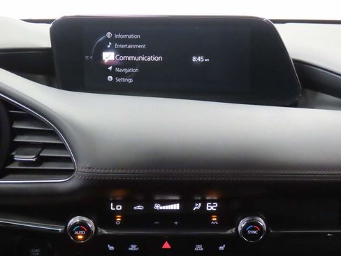 Used 2019 MAZDA MAZDA3 Hatchback w/ Premium Package FWD image 13