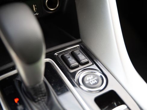 Used 2024 Mitsubishi Eclipse Cross SE AWD/4WD image 16