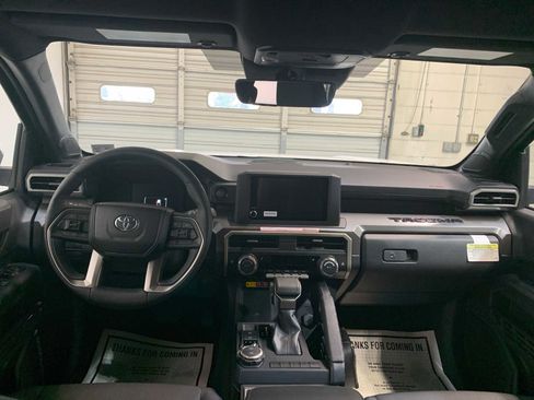 Used 2024 Toyota Tacoma SR5 image 4