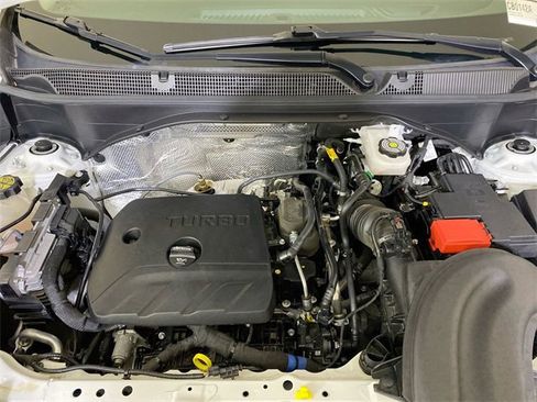 Used 2023 Buick Encore GX Essence w/ Experience Buick Package image 10