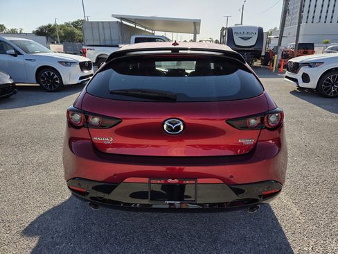 New 2026 MAZDA MAZDA3 Hatchback w/Premium Plus Pkg AWD/4WD image 10