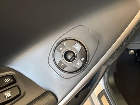 Used 2018 Hyundai Santa Fe AWD image 50