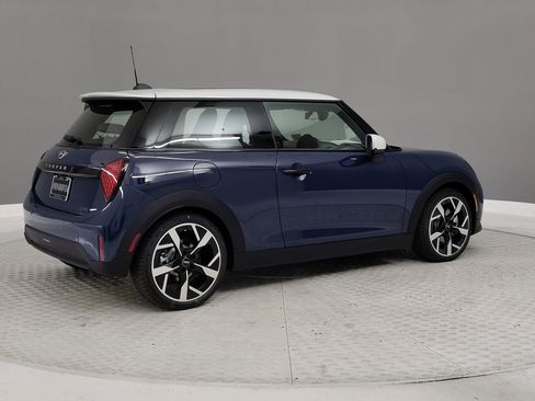 New 2026 MINI Cooper S image 6