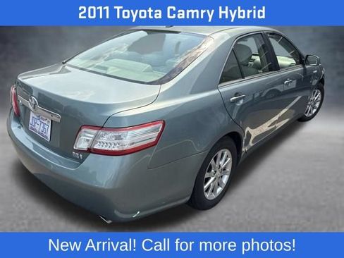 Used 2011 Toyota Camry Hybrid FWD image 3
