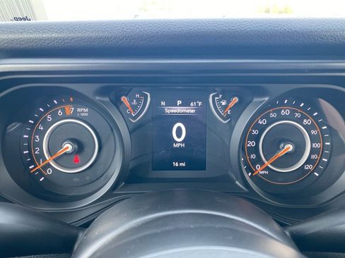 New 2026 Jeep Gladiator Sport image 18