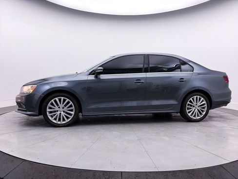 Used 2016 Volkswagen Jetta SEL image 29