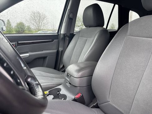 Used 2011 Hyundai Santa Fe SE FWD image 13