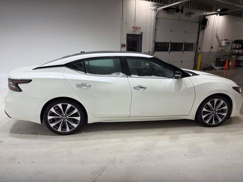 Used 2020 Nissan Maxima Platinum w/ Sport Mat Group image 6
