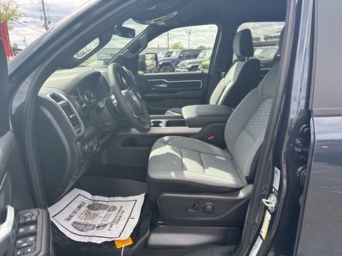 New 2026 RAM 1500 4x4 Crew Cab image 13