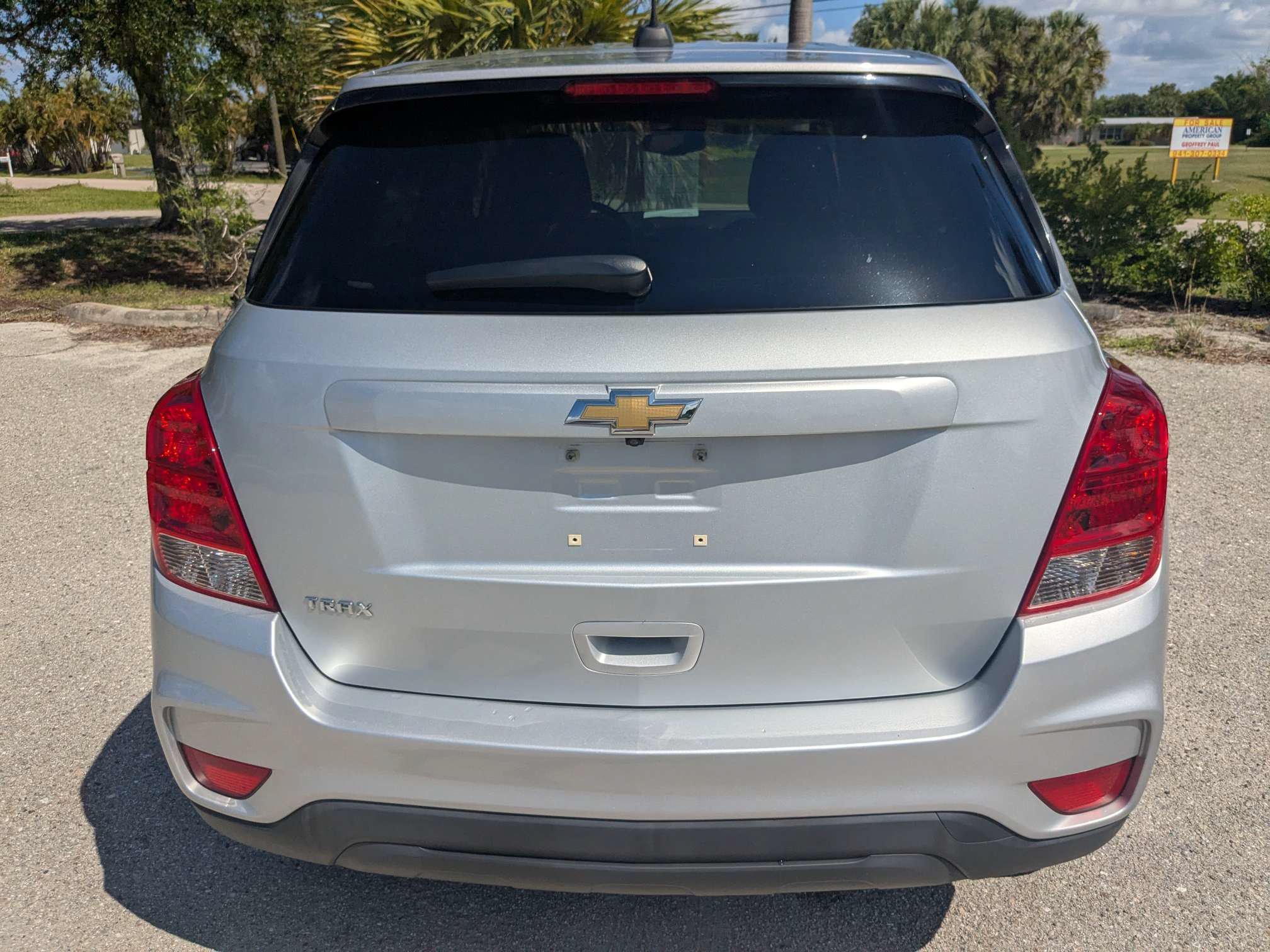 Used 2020 Chevrolet Trax LS w/ Tint and Cruise Package FWD image 6