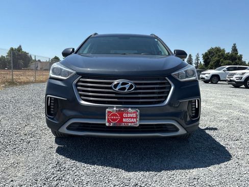 Used 2017 Hyundai Santa Fe SE w/ Cargo Package FWD image 11