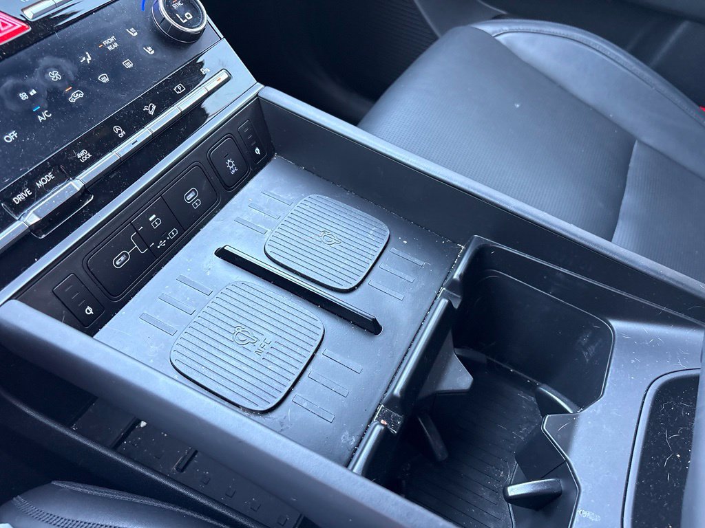 Used 2024 Hyundai Santa Fe Calligraphy AWD/4WD image 19