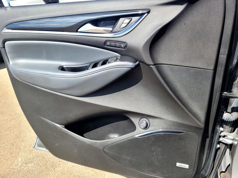 Used 2024 Buick Enclave Premium image 14