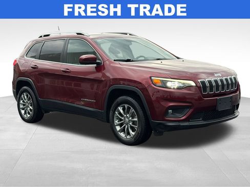 Used 2020 Jeep Cherokee Latitude Plus w/ Cold Weather Group AWD/4WD image 1