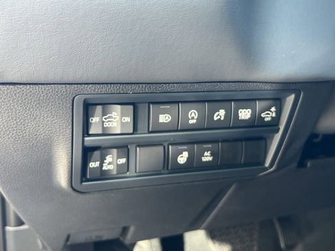 New 2026 Toyota Tundra Platinum AWD/4WD image 22