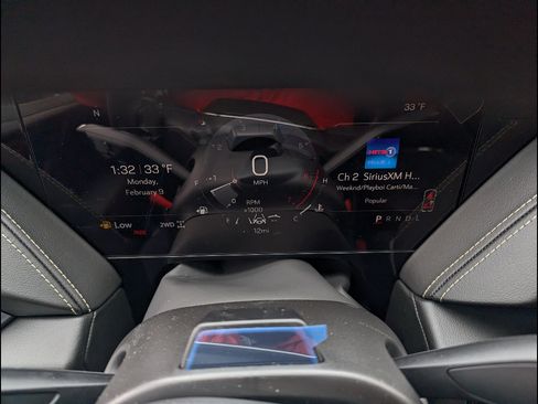 New 2026 GMC Yukon Elevation AWD/4WD image 3