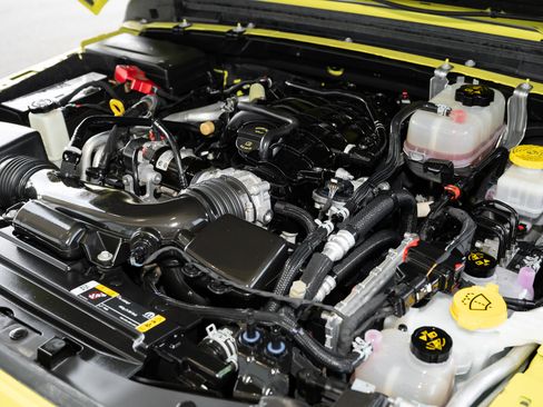 Used 2023 Jeep Wrangler Sport S image 14