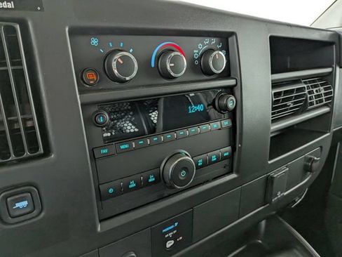 Used 2025 GMC Savana 2500 w/ Driver Convenience Package RWD image 17