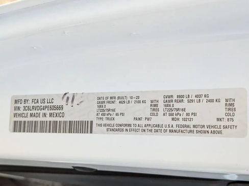 Used 2023 RAM ProMaster 2500 FWD image 4