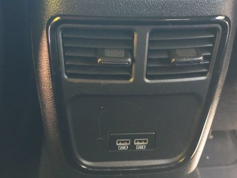 Used 2023 Chrysler 300 S RWD image 19