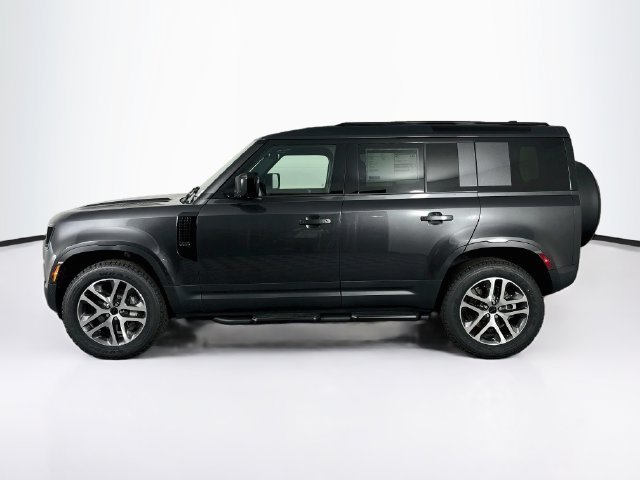 New 2026 Land Rover Defender 110 S AWD/4WD image 7