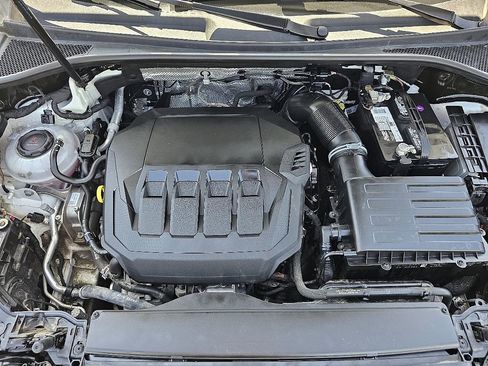 Used 2020 Audi Q3 2.0T Premium Plus w/ Premium Plus Package image 12