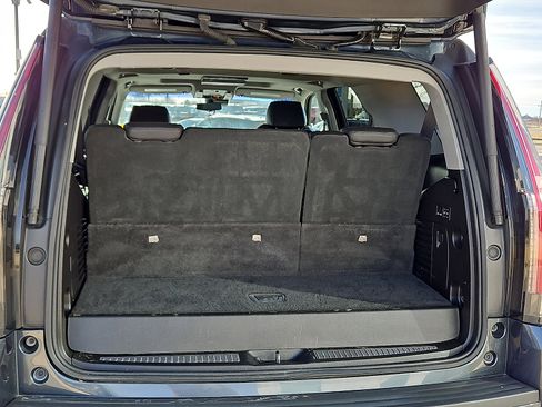 Used 2019 Cadillac Escalade Premium Luxury w/ LPO, Radiant Package image 7