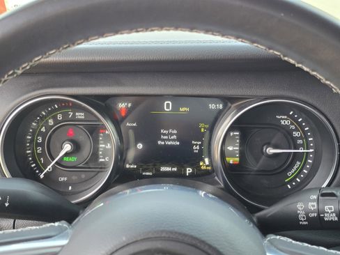 Used 2022 Jeep Wrangler Unlimited Sahara 4xe image 20