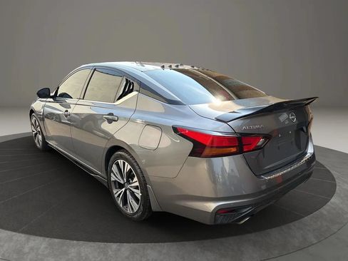 Used 2023 Nissan Altima 2.5 SR FWD image 7
