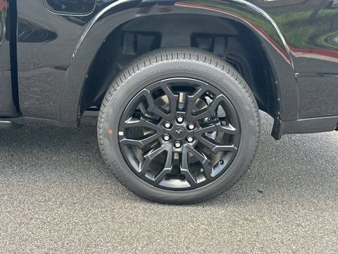 New 2026 RAM 1500 Limited AWD/4WD image 18