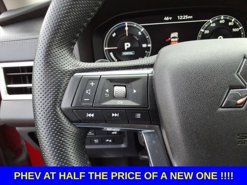 Used 2023 Mitsubishi Outlander SEL 40th Anniversary AWD/4WD image 18