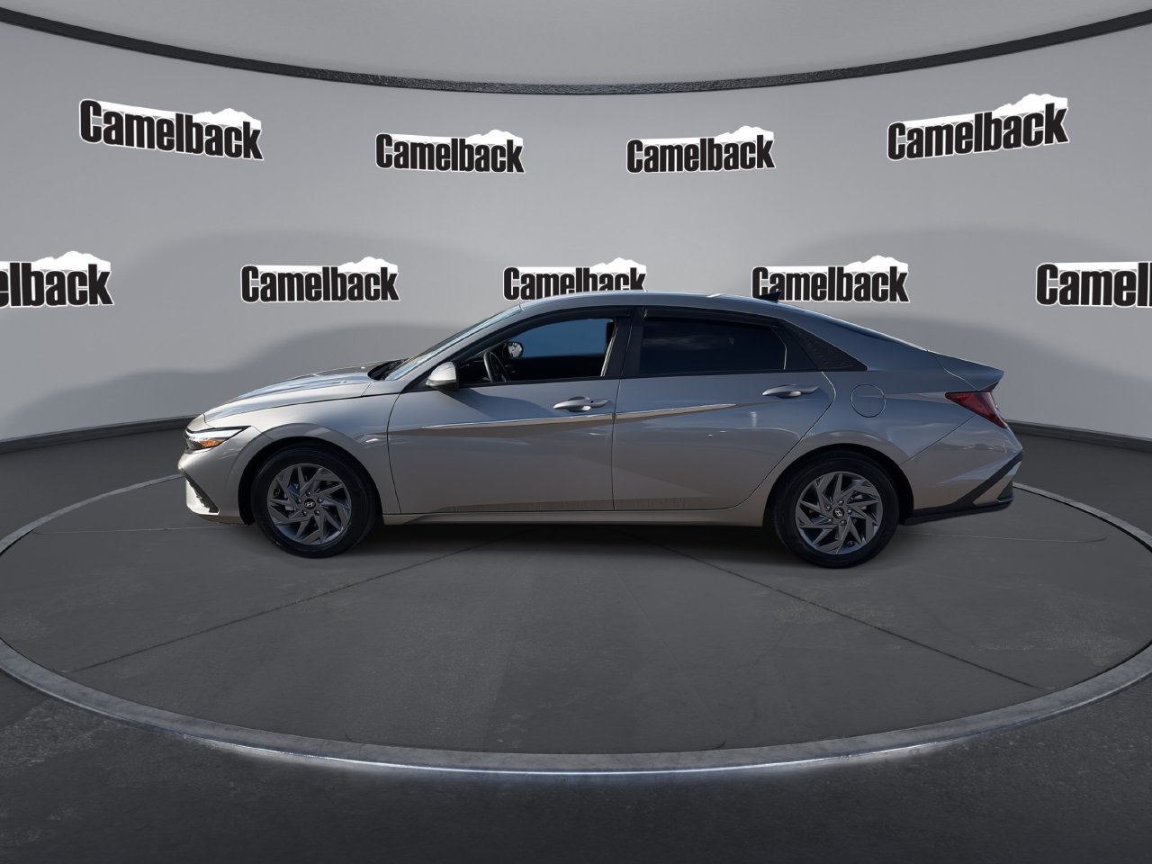 Certified 2024 Hyundai Elantra SEL FWD image 4