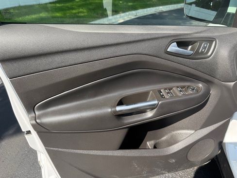 Used 2019 Ford Escape SEL AWD/4WD image 26