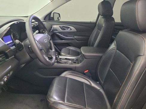 Used 2021 Chevrolet Traverse RS image 17