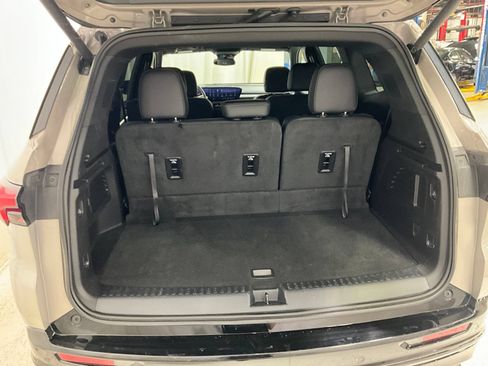 Used 2026 Buick Enclave Sport Touring AWD/4WD image 25
