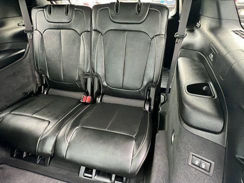 Certified 2025 Jeep Grand Cherokee L Overland w/ Advanced Protech Group III image 32