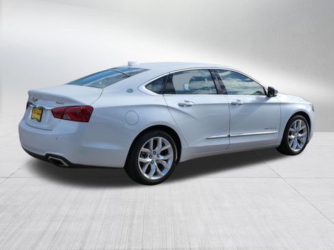 Used 2018 Chevrolet Impala Premier FWD image 7