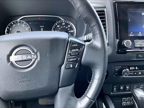 Used 2023 Nissan Frontier SV w/ SV Convenience Package AWD/4WD image 13