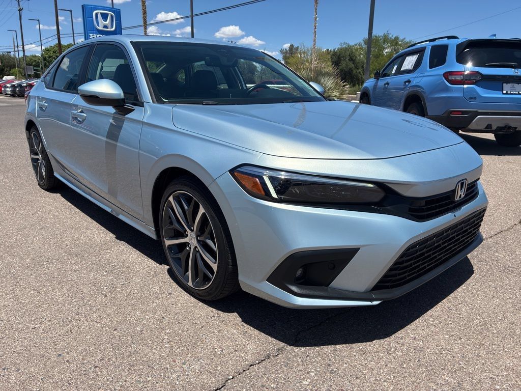 Used 2022 Honda Civic Touring image 7