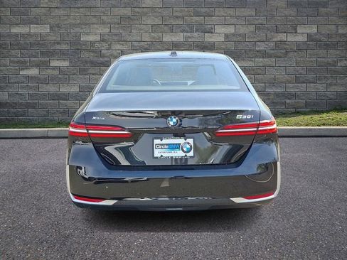 New 2026 BMW 530i xDrive w/ Premium Package AWD/4WD image 5