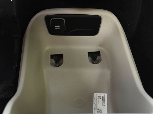 Used 2023 Chrysler Voyager LX FWD image 23