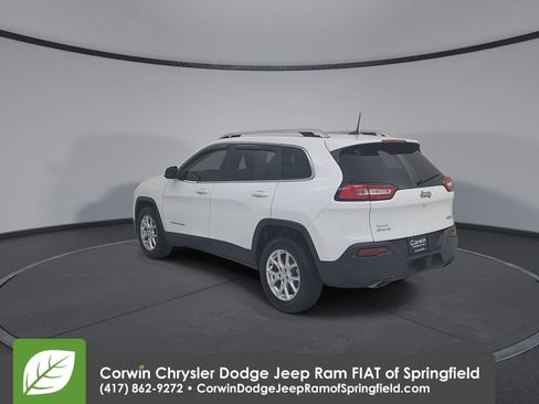 Certified 2016 Jeep Cherokee Latitude image 11