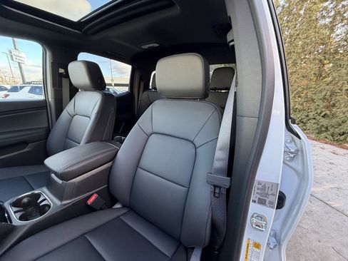 New 2026 GMC Canyon Elevation w/ Convenience Package image 10