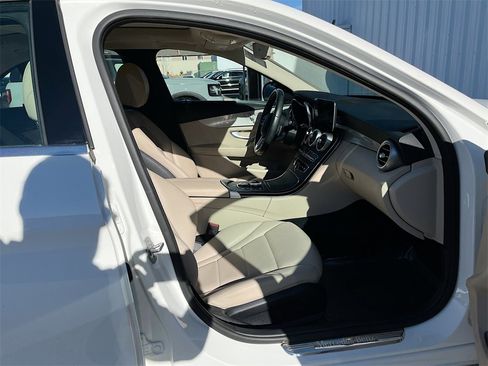 Used 2020 Mercedes-Benz C 300 4MATIC Sedan image 30