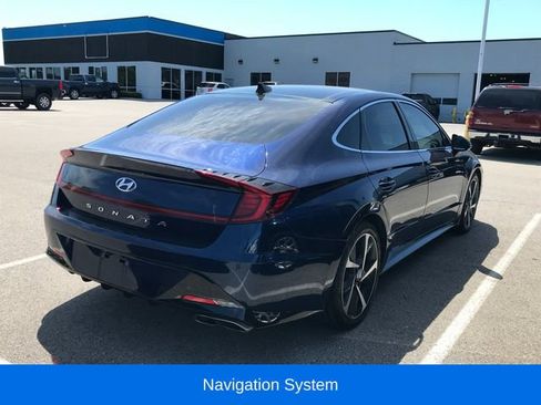 Used 2022 Hyundai Sonata Sport FWD image 2