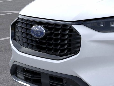 New 2026 Ford Escape Platinum image 17
