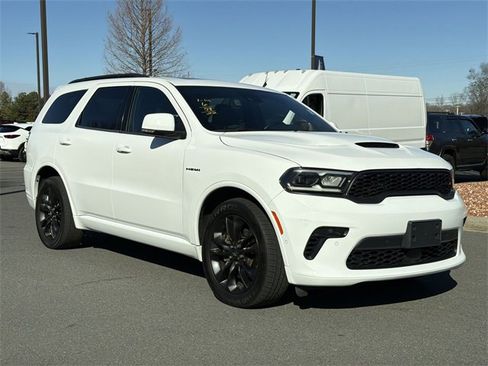 Used 2022 Dodge Durango R/T w/ Hemi Orange Plus Package image 7